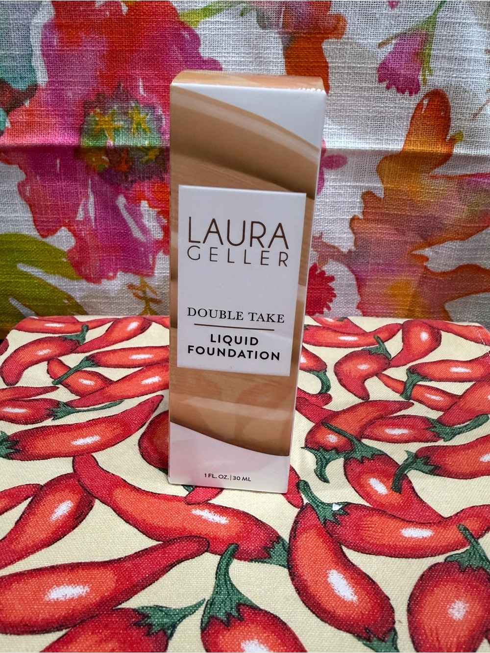 Laura Geller Double Take Liquid Foundation - Light
